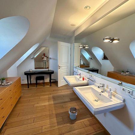 Luxus Suite Mit Einmaligem Blick Auf Die Frauenkirche Dresden Exterior foto