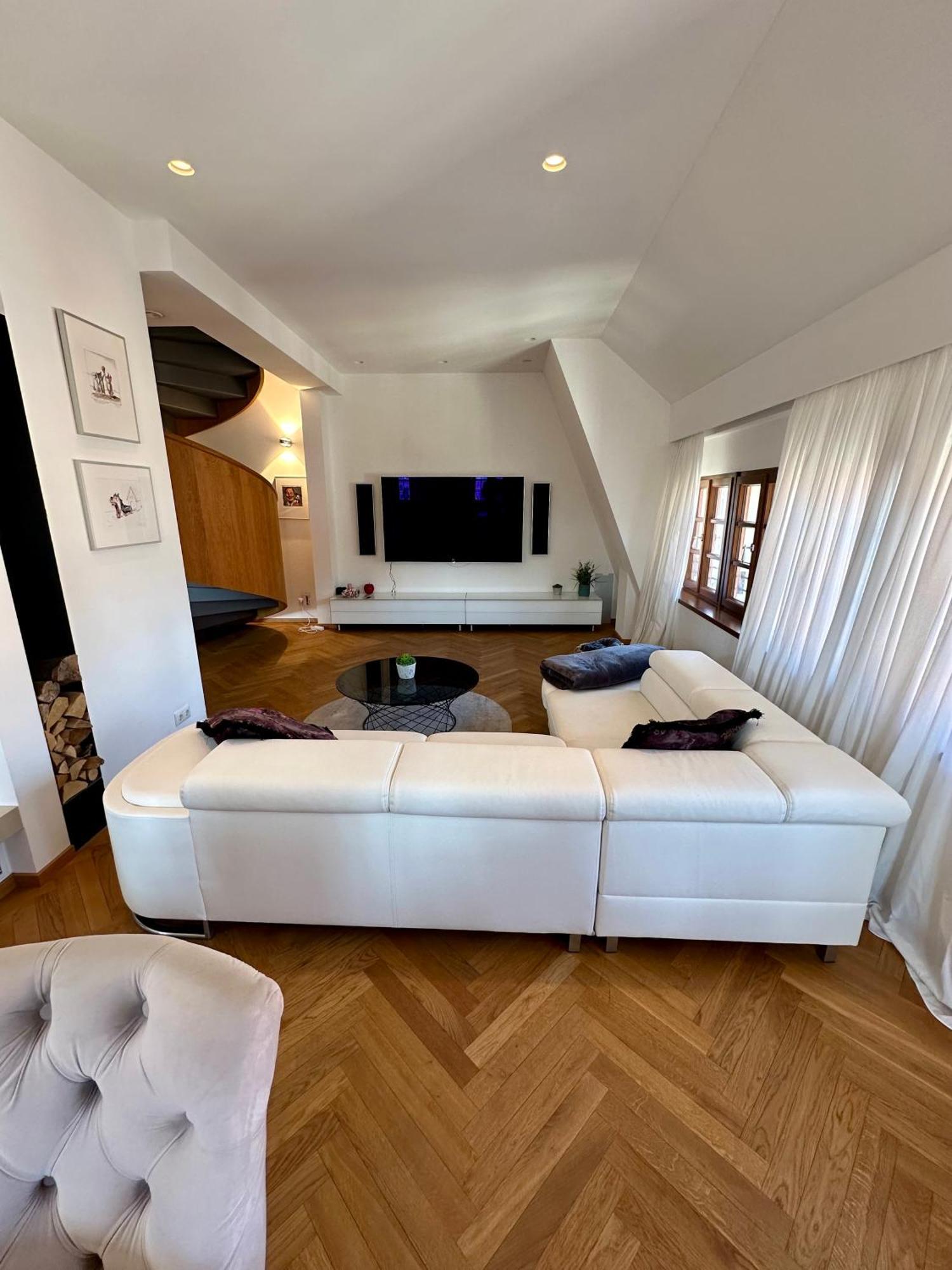 Luxus Suite Mit Einmaligem Blick Auf Die Frauenkirche Dresden Exterior foto